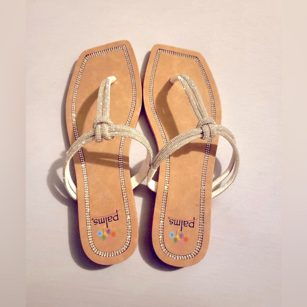 Gorgeous Rhinestone Knot Sandals